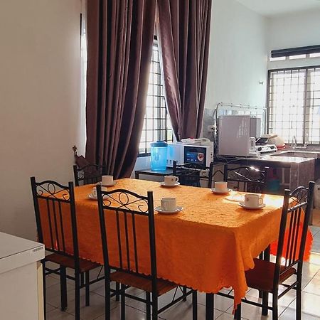 Villa Anjung Klia House 72 With Neflix Banting  Exterior foto