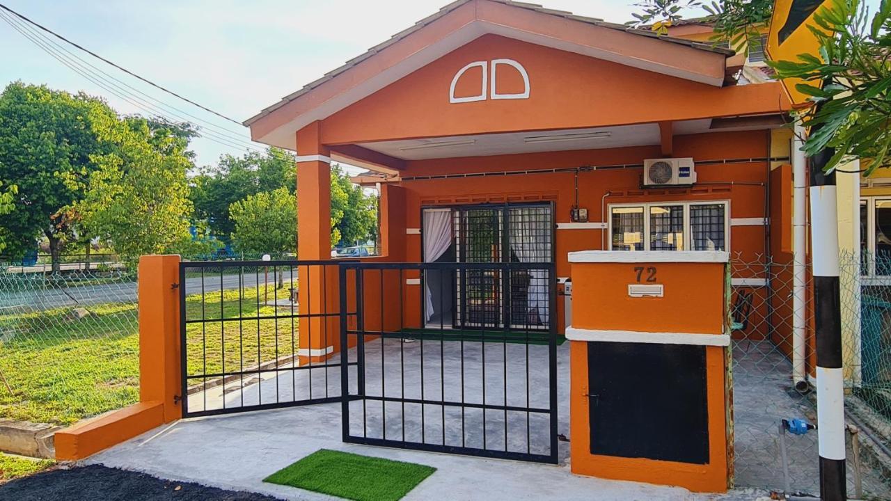 Villa Anjung Klia House 72 With Neflix Banting  Exterior foto